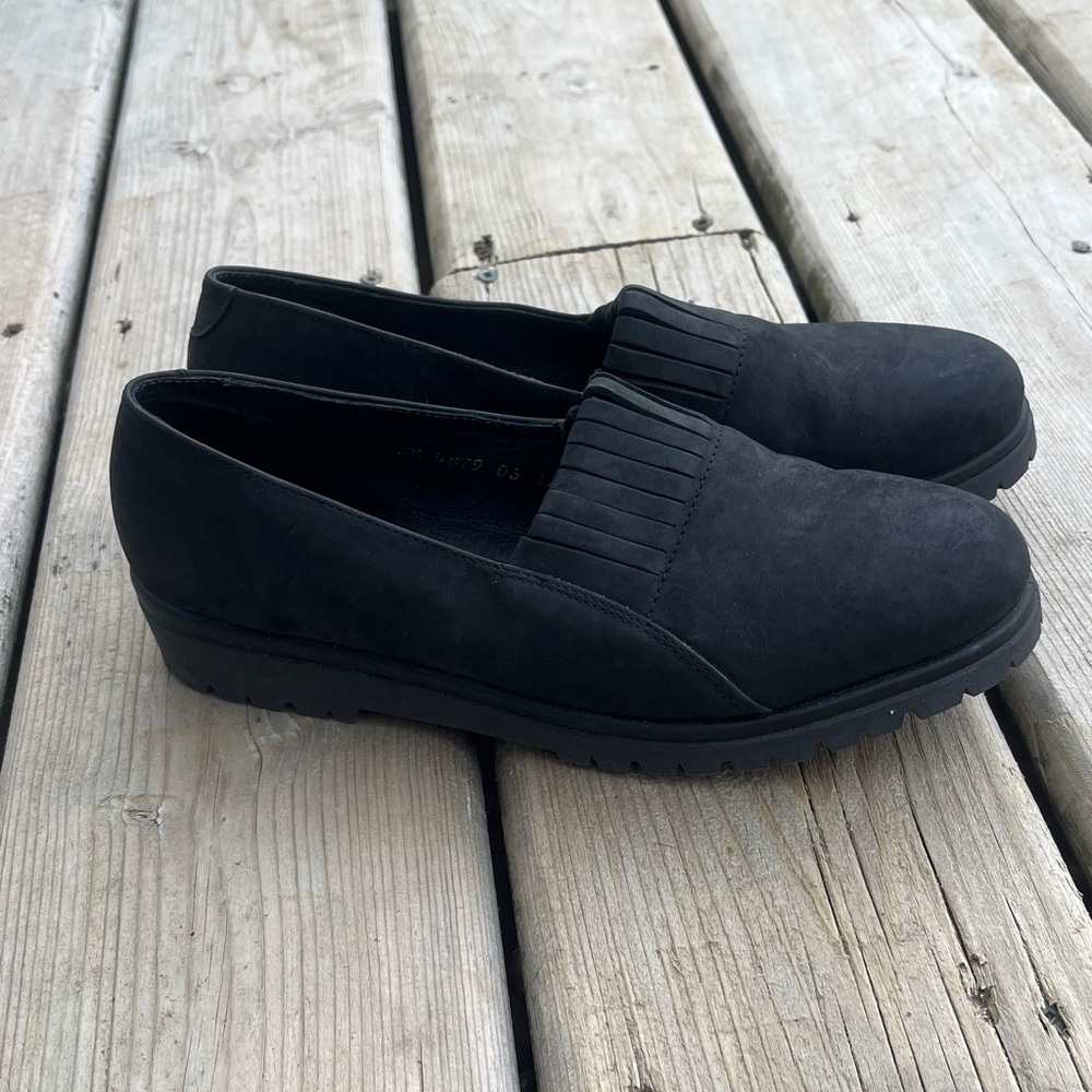Rhode Slip on Black Loafers Size 5.5
